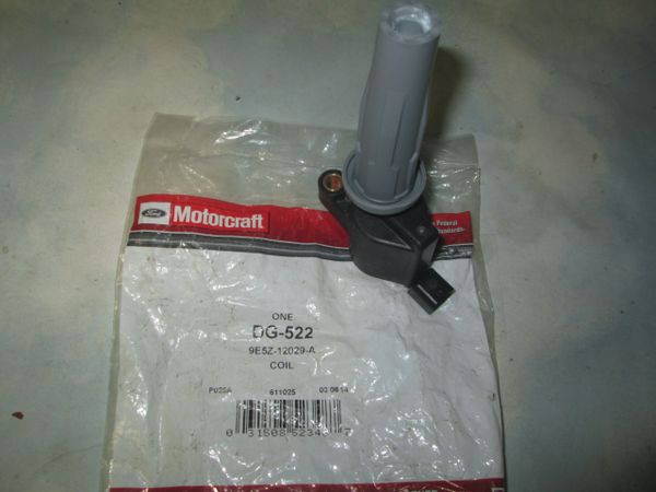 DG-522 NEW GENUINE MOTORCRAFT FORD FUSION IGNITION COIL 9E5Z-12029-A