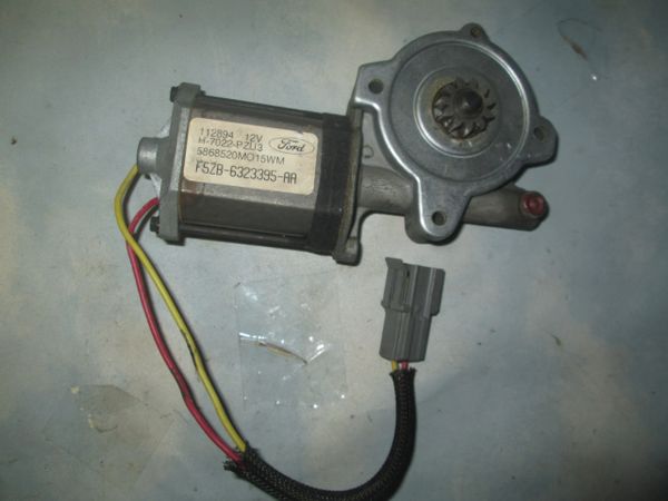 F5ZB-6323395-AA FORD MUSTANG WINDSHIELD WIPER MOTOR NEW