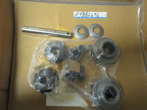 04882696 MOPAR GEAR KIT CENTER DIFFERENTIAL DODGE DAKOTA DODGE MAGNUM 5 SPEED MANUAL 4 SPEED DODGE RAM CUMMINS TURBO DIESELV6 V8 SPIDER & SIDE GEAR 99-07 NEW