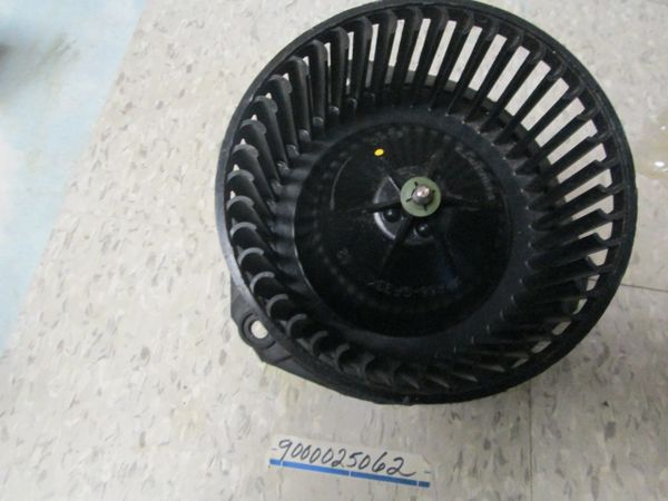 9000025062 BOSCH BLOWER MOTOR NOS