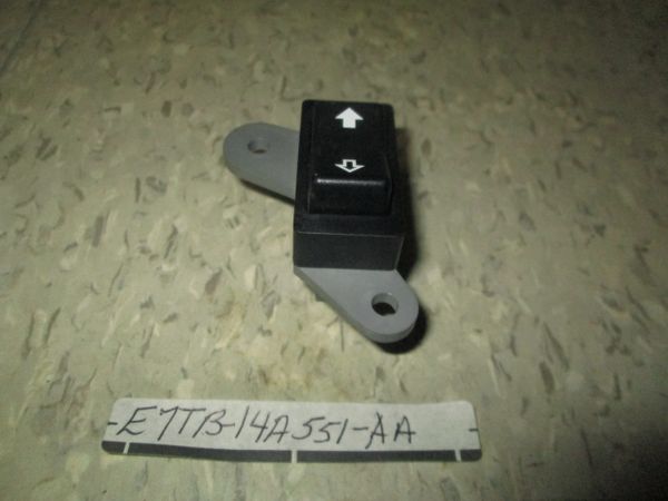 E7TB-14A551-AA NEW 88-91 FORD BRONCO REAR WINDOW DASH SWITCH