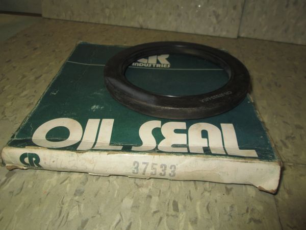 37533 CR OIL SEAL