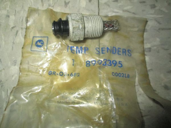 8993395 AC DELCO TEMP SENSOR NEW