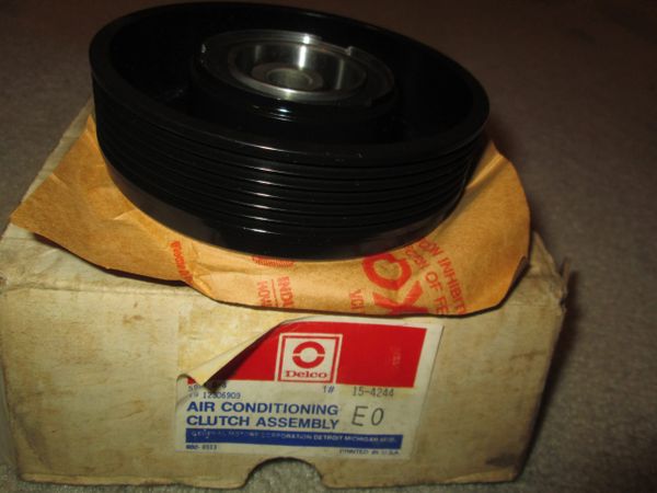 15-4244 AC DELCO AIR CONDITION CLUTCH NOS 80 81 82 83 84 85 86 MUSTANG GT 5.0 THUNDERBIRD AIR CONDITION COMPRESSOR