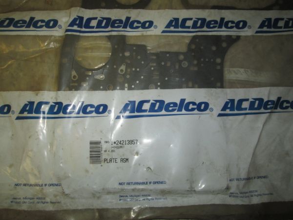 24213957 AC DELCO PLATE ASM OEM 4T80-E Auto Trans Valve Body Spacer Plate w/ Gasket