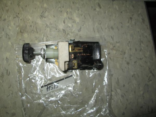 HS15 STANDARD Chevy GM GMC Cadillac Pontiac Headlight Switch Headlamp Light Bulb Control NOS