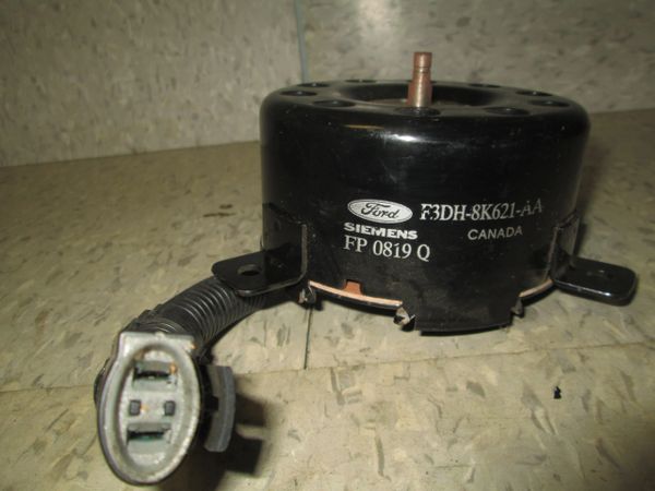 F3DH-8K621-AA FORD THUNDERBIRD 89-94 COOLANT ENGINE OEM FAN MOTOR NEW