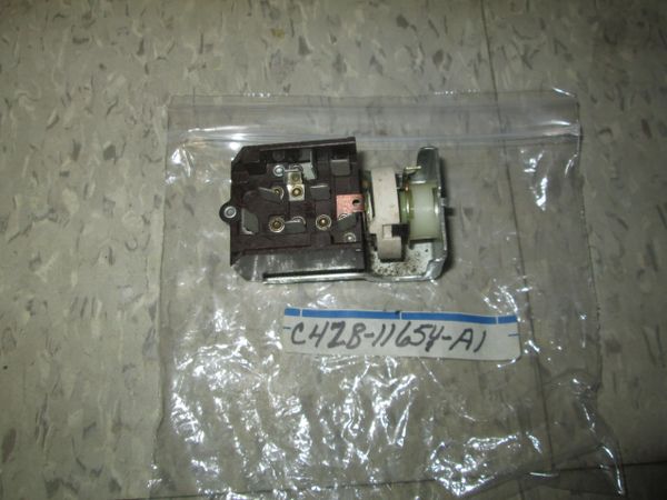 C4ZB-11654-A1 FOMOCO HEADLIGHT GENERATOR SWITCH NOS