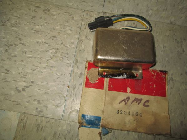 3224964 NOS IGNITION MODULE AMC 1975-1977 JEEP CHEROKEE WAGONEER 3224964 6564 827448C1