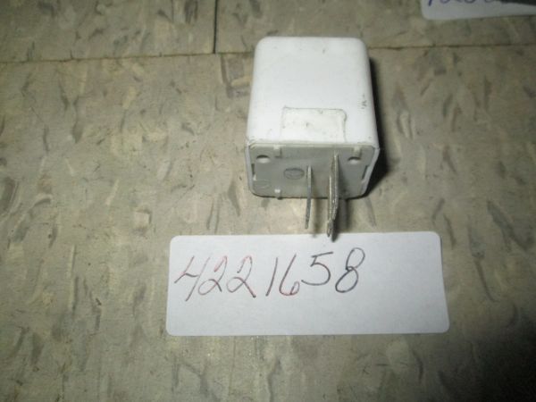 E8DB13853AA FORD OEM NOS Ford Mercury Lincoln green horn relay