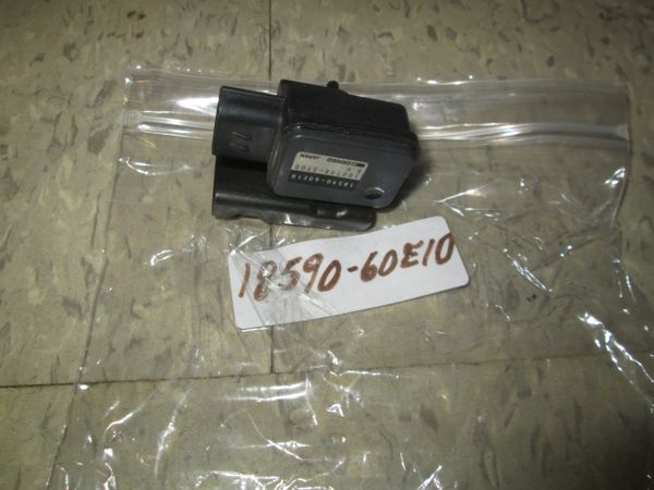 18590-60E10 DENSO NEW GENUINE OEM 89-94 geo metro suzuki swift chevy sprint 1.0 l map sensor 18590 . Bosch Box..