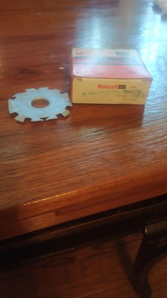 SM-477 Motorcraft Retainer NEW