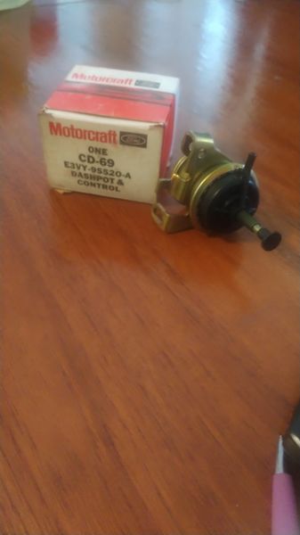 CD-69 Motorcraft Dashpot & Control New