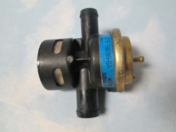 E1TE-9B289-GA AIR INJECTION DIVERTOR VALVE