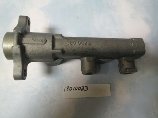 18010023 CHEVROLET BLAZER GMC JIMMY SONOMA NEW MASTER CYLINDER