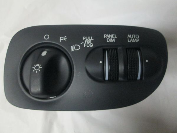 F65B-11654-AA Headlight Switch w/Fog lamps