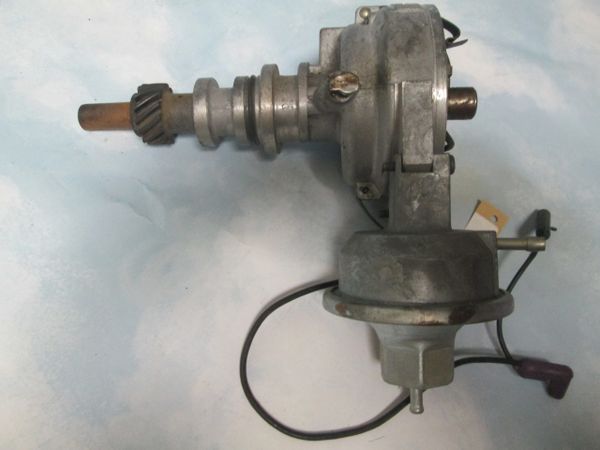 D0DF-12127L MOTORCRAFT 6 CYLINDER DISTRIBUTOR NOS