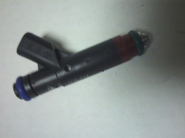 MOTORCRAFT CM-4945 YF1Z-9F593-FA FUEL INJECTOR 02-07 Ford Taurus Sable V6 3.0