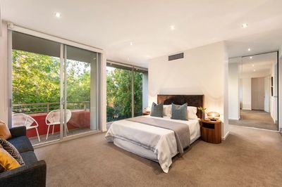 Dr Justin Lim Professor Yoland Lim Best Acupuncture Melbourne Cosmetic Laser Acupuncture Weight Loss