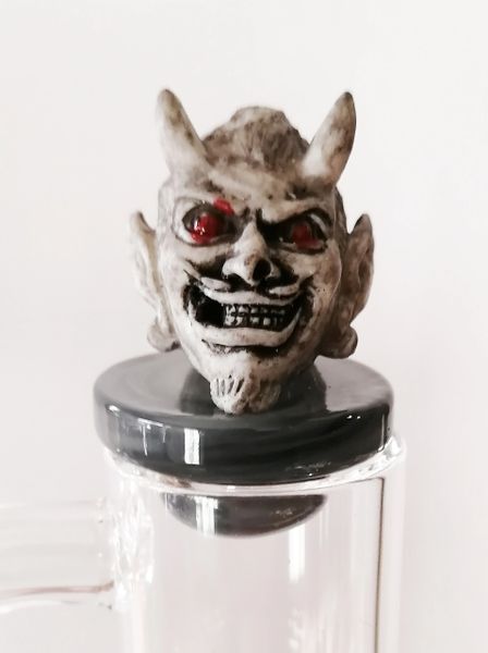 GF23B - 25MM SKULL CARB CAP