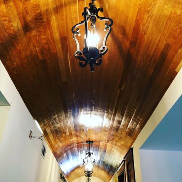 <img src="wooden ceiling.jpg" alt="barrel ceiling with cherry wood">