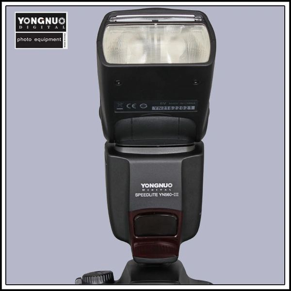 YN 560III Speedlight