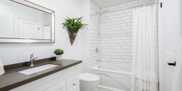 Bathroom renovation in Aurora Ontario by Leslie Renovations.