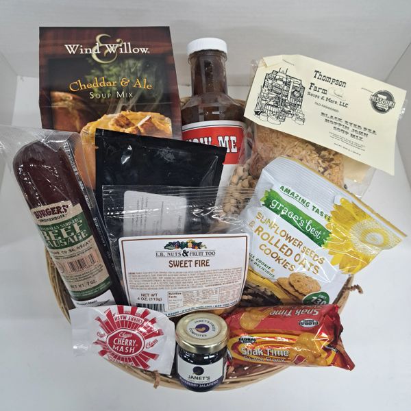 A TASTE OF MISSOURI GIFT BASKET ASSORTMENT OF MISSOURI FOODS