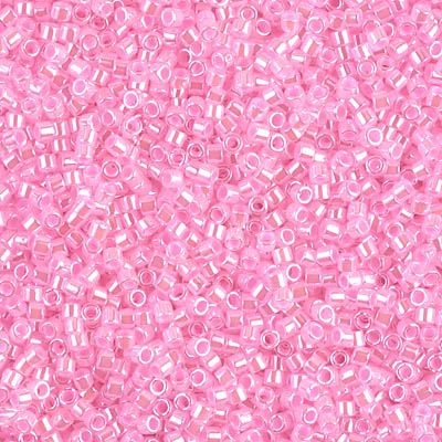 DB0245 Delica Lined Crystal Med Pink/8g