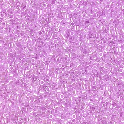 DB0248 Delica Lined Crystal Lilac/8g