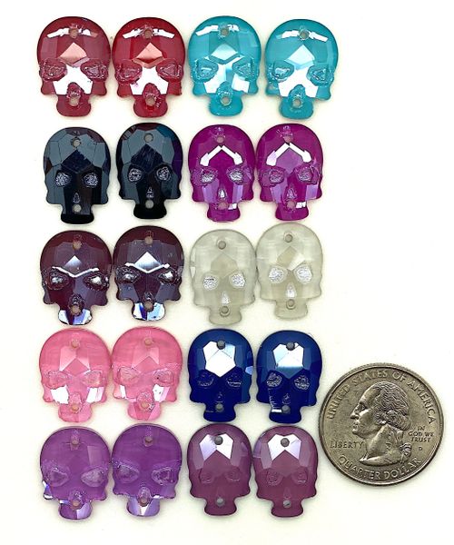 18mm Crystal Skulls 12pr set/ea