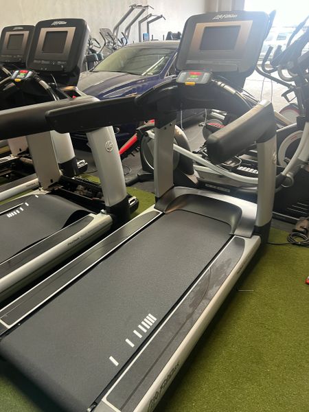 LIFEFITNESS Inspire Treadmill Refurbished with warranty