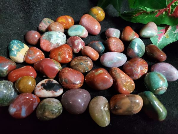 Tumbled Crystal: Jasper, Fancy