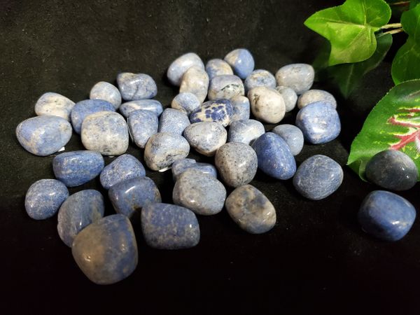 Tumbled Crystal: Dumortierite