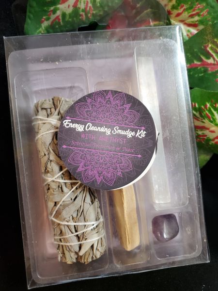 Smudging Kit: Amethyst, Selenite, Sage, & Palo Santo