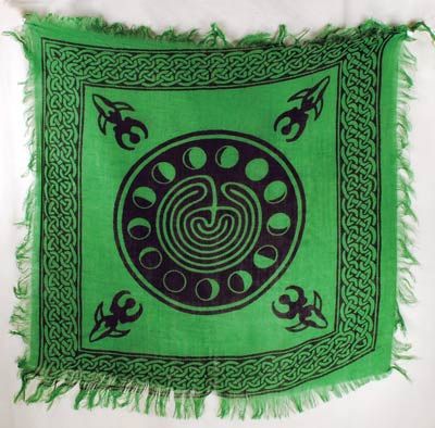 Altar Cloth: 18"x18" Green Moon Phases