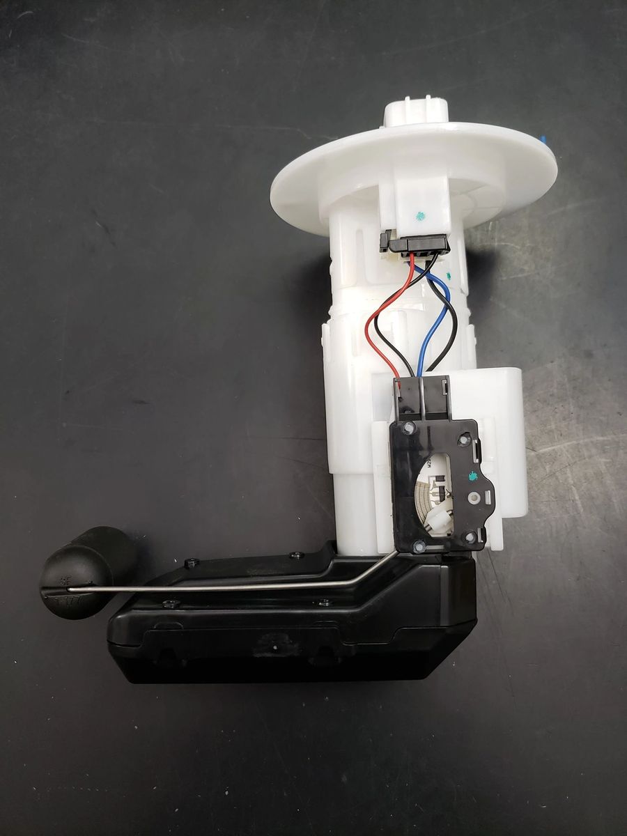 KRX 1000 Fuel pump assembly