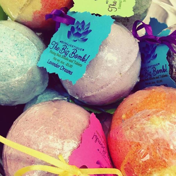 Fizzing Bath Bombs and Shower Steamers