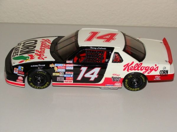 2008 Action 1/24 #14 Kellogg's Corn Flakes 1993 Chevy Lumina Terry Labonte CWC