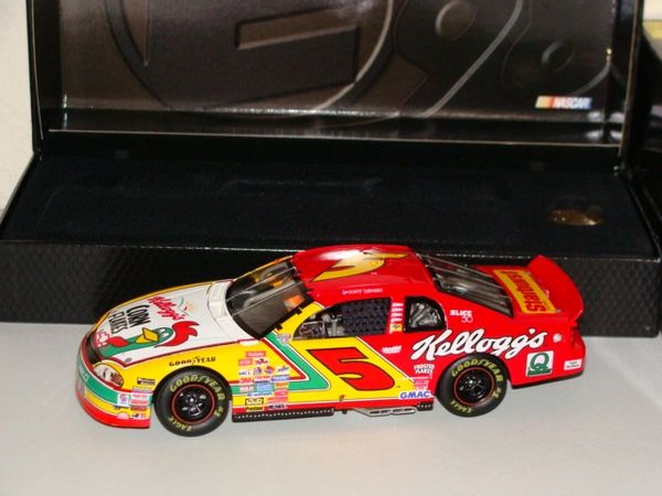 1998 Elite 1/24 #5 Kellogg's Corn Flakes Chevy MC Terry Labonte CWC