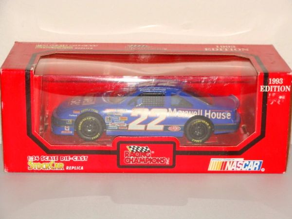 1993 RC 1/24 #22 Maxwell House Coffee Ford Tbird Bobby Labonte CWC