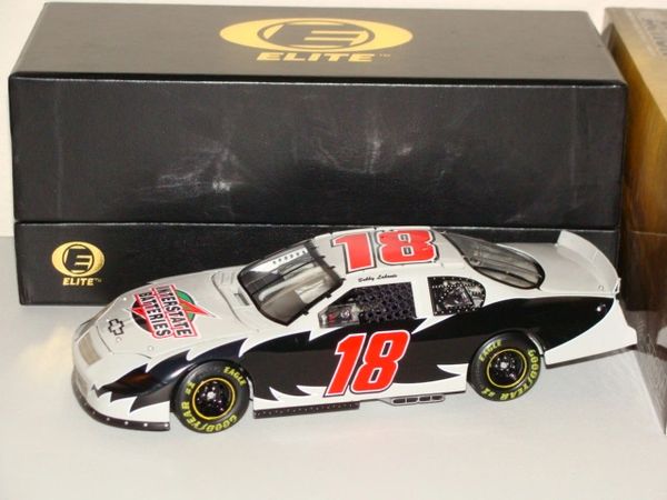 2005 Elite 1/24 #18 Interstate Batteries TEST Chevy MC Bobby Labonte CWC