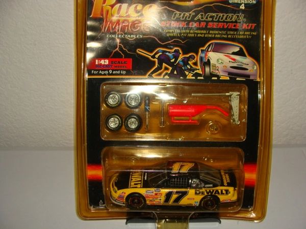 1999 RI 1/43 #17 DeWalt BGN Chevy MC Matt Kenseth CWC Pit Action Service Kit