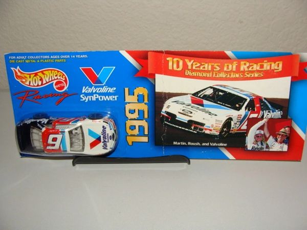 1998 HW 1/64 #6 Valvoline 1995 10 Year Anniversary Ford Tbird Mark Martin CWC