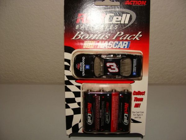 2000 Action 1/64 #3 GM Goodwrench Chevy MC Dale Earnhardt CWC Red Cell Promo