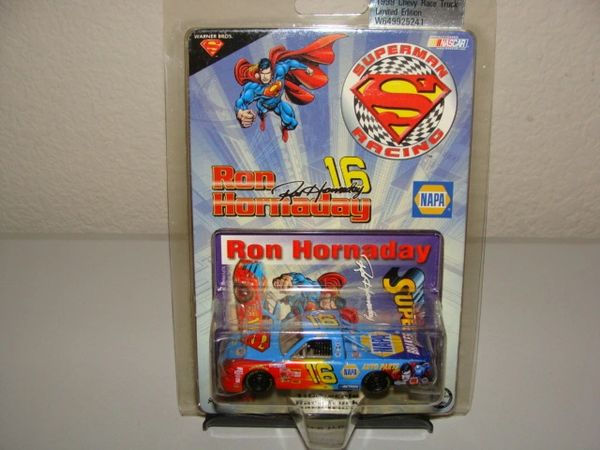 1999 Action 1/64 #16 NAPA Auto Parts SUPERMAN Chevy Supertruck Ron Hornaday Jr. CW