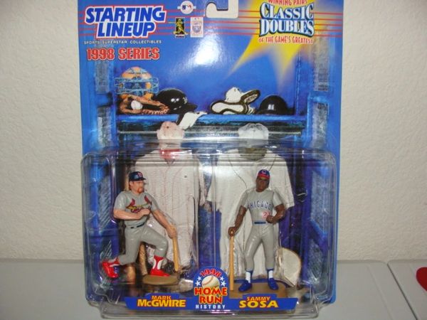 1998 Starting Lineup Classic Doubles #25 Mark McGwire/#21 Sammy Sosa Home Run History MLB 2-Action Figures Set
