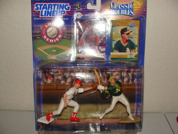 1999 Starting Lineup Classic Doubles #25 Mark McGwire Minor to MLB 2-Action Figures Set