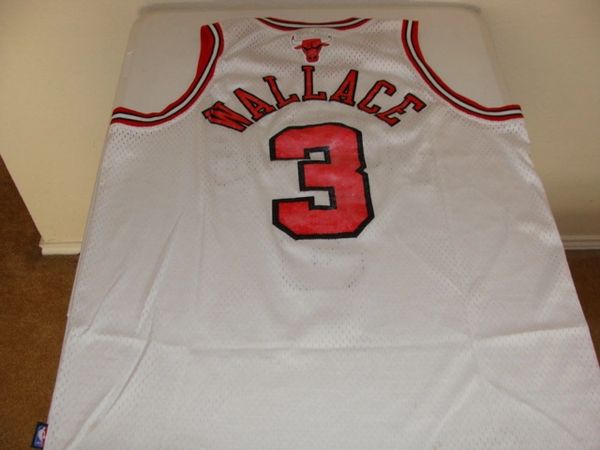 #3 BEN WALLACE Chicago Bulls NBA Center White Throwback Jersey