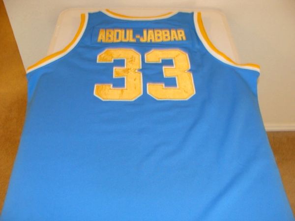 Kareem Abdul-Jabbar Signed Jersey "3x NCAA Champs" "#33  Retired" BAS